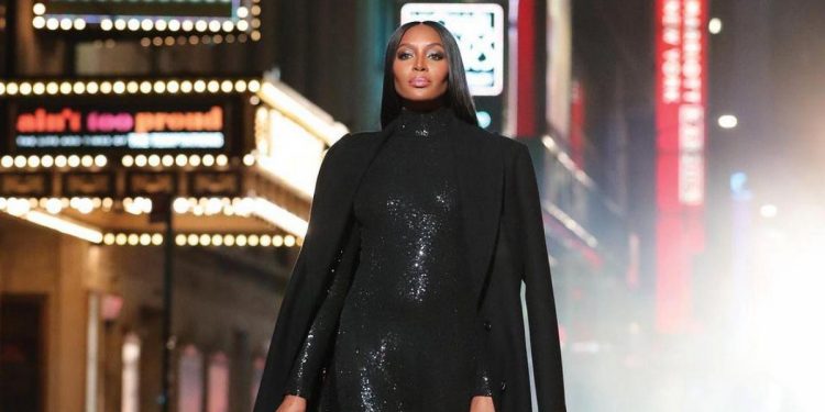 Naomi Campbell se convierte en mamá primeriza a punto de cumplir 51 años