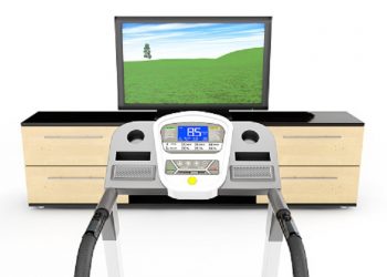 Una madre confiesa que sólo deja ver la tele a sus hijos si hacen ejercicio en una cinta de correr